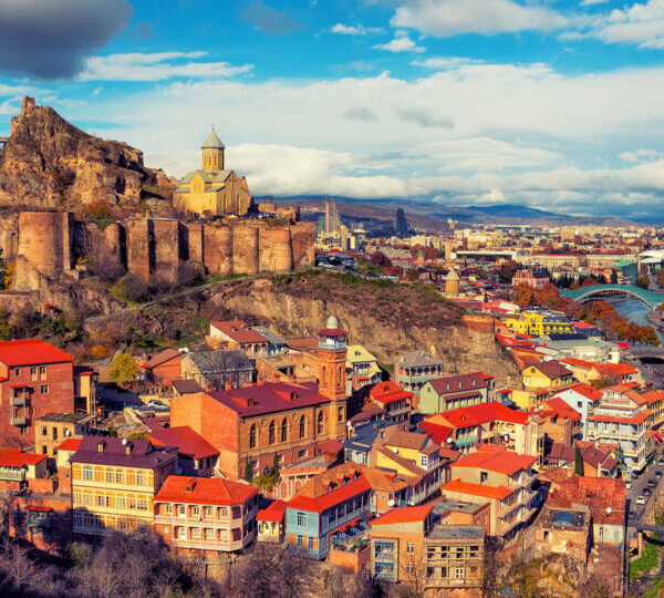 جورجيا 8 أيام 7 ليالي شخصين